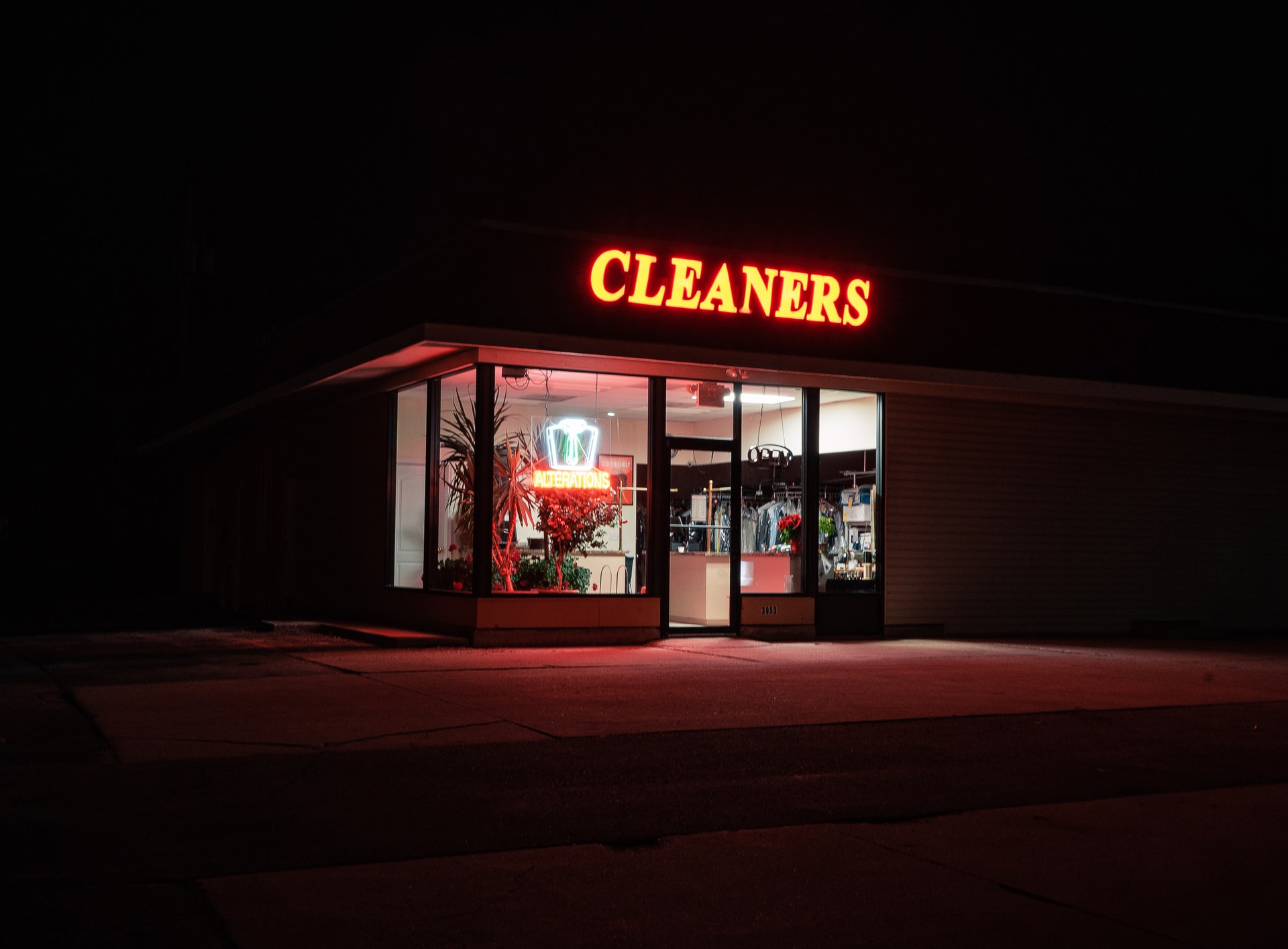 Exterior of dry cleaning business