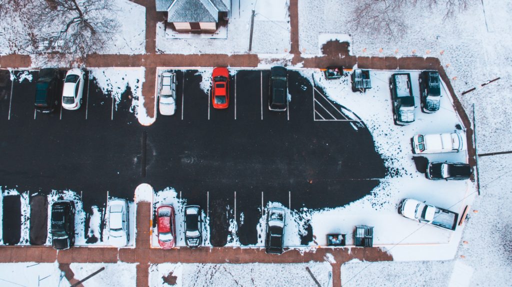A snowy parking lot representing a case of breach of the duty of honesty in a contractual dispute