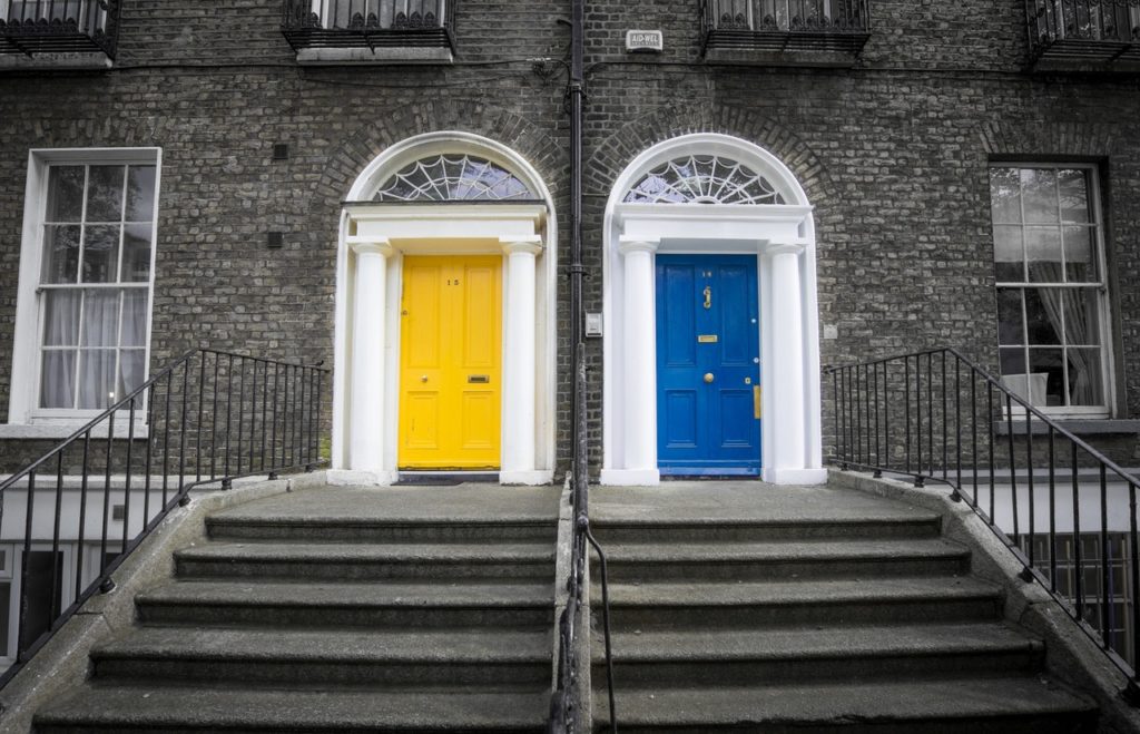 Two adjoining homes representing a case in which the court of appeal set new guidelines for partial summary judgment