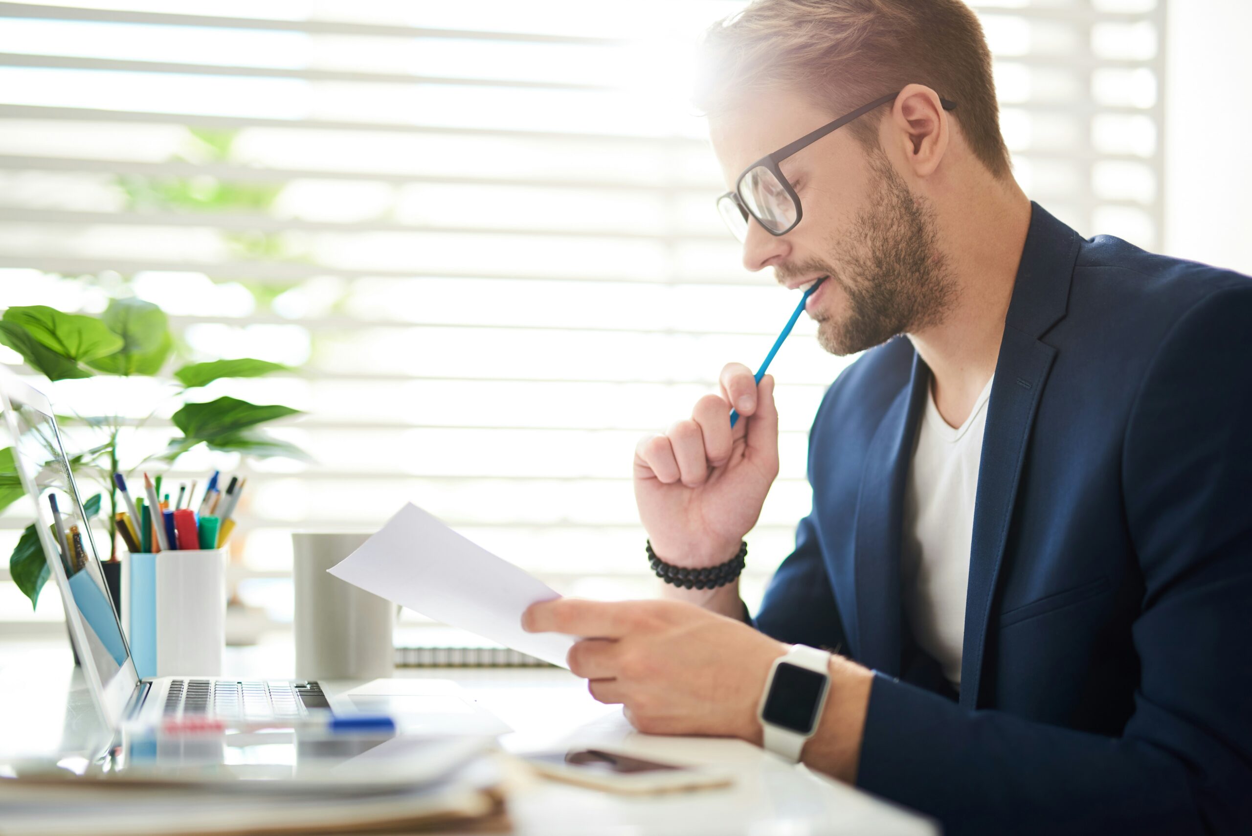 Person checking a document representing the enforceability of contractual amendments