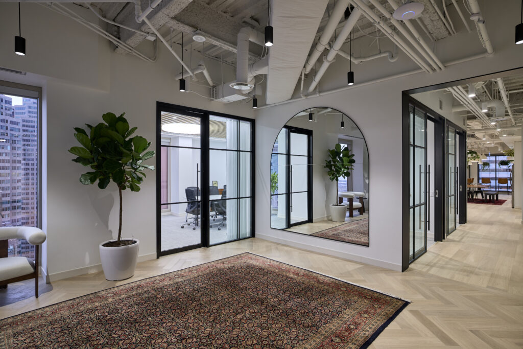 The lobby of Milosevic & Associates law firm, a top-tier commercial litigation law firm, representing clients in civil fraud, business disputes, investment loss and fraud, professional negligence, commercial real estate disputes, and insurance litigation matters.